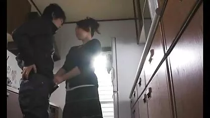 Các địa phương múa thoát y tại câu lạc bộ thoát y phim sex gái nhật đã sẵn sàng cho một khoản vay.