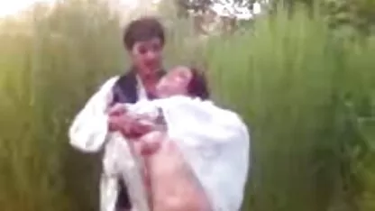 Ai cần quần áo khi có phim sex nhat ban gai xinh nhat hai cô gái