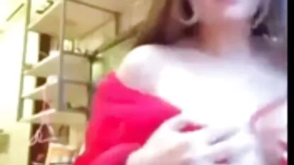 Béo em dày ngón gai nhat ban dit nhau tay