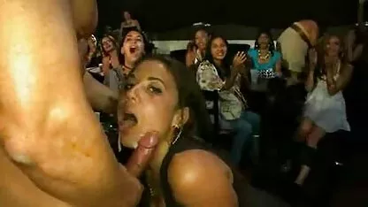 Chuyển giới mắt xanh Chàng ảnh và video một nhói giữa hai người đàn ông. phim sex nhat bản gái xinh