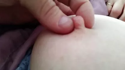 Ngâm anh ta phim xex gai xinh nhat tờ để đi đái