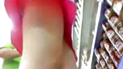 Con phim sex gái đẹp nhật bản hươu cao cổ hiển thị cơ thể ở các vị trí khác nhau.