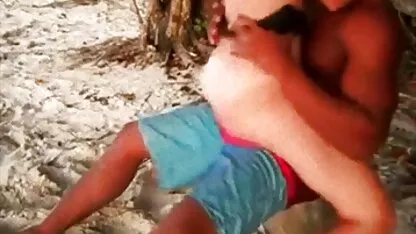 Kỳ sex gái nhật bản lạ quanh co Brazil Gái Kralissa phục vụ như là thợ máy chủ.